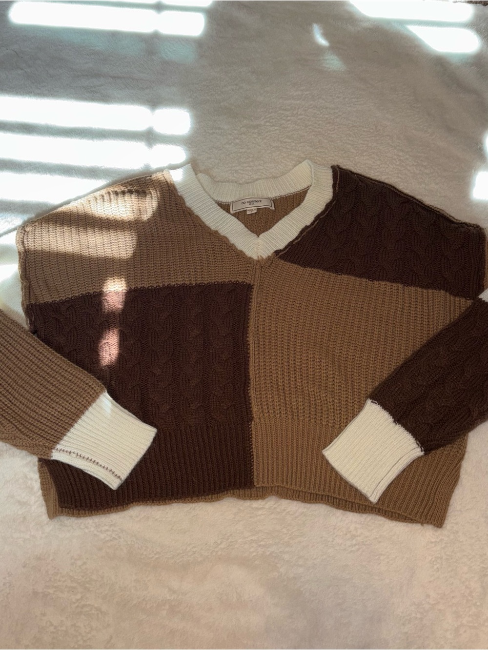 No Comment NY LA Colorblock V-Neck Cable & Rib Knit Sweater